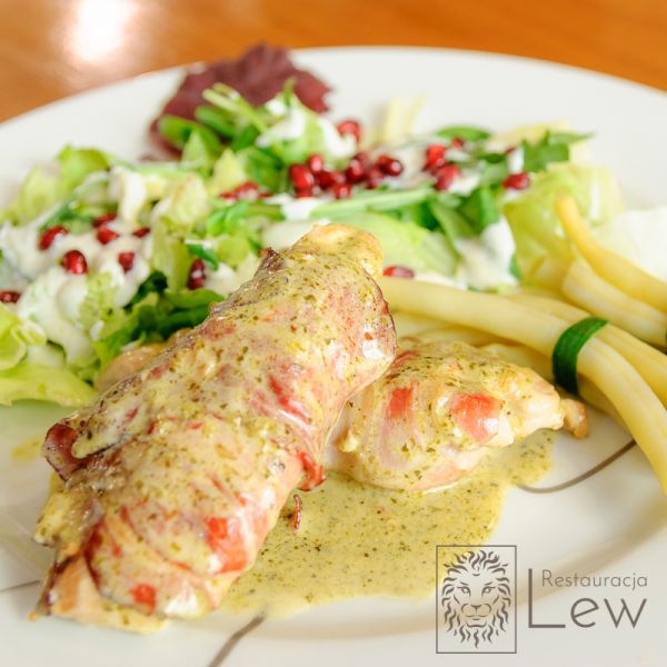 kurcza w szynce parm 1 restauracja lew